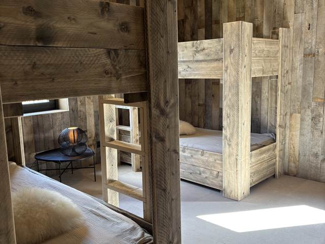 Kamer met twee stapelbedden